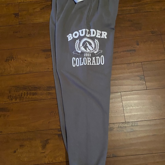 Local Scene Boyfriend Joggers. - Picture 5 of 5